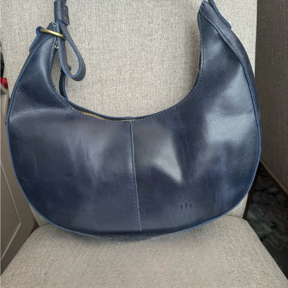 Portland Leather Crescent Hobo Bag in Deep Blue
